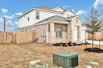 21517 Quick Fox Dr in Pflugerville, TX - Building Photo - Building Photo