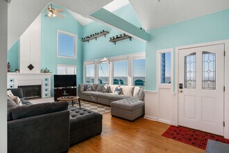 100 Sea Colony Dr in Kitty Hawk, NC - Building Photo - Building Photo