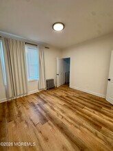 128 King St in Nutley, NJ - Building Photo - Building Photo