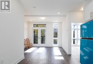 7 Phelps Ln in Richmond Hill, ON - Building Photo - Building Photo