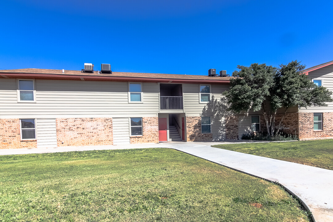 The Ranch at Andrews in Andrews, TX - Building Photo