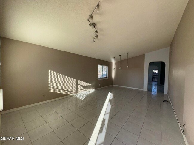 3980 Tierra Oso Pl in El Paso, TX - Building Photo - Building Photo