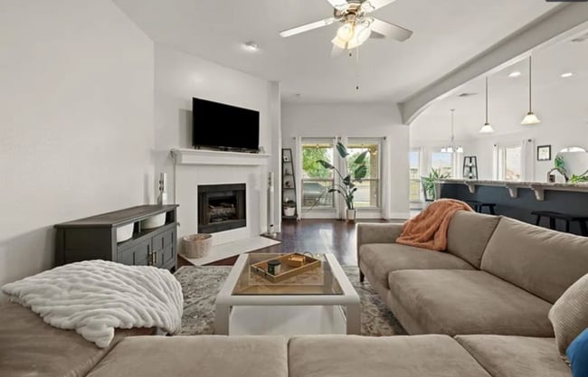 17609 Sunburst Ct in Edmond, OK - Building Photo - Building Photo