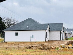 106 Diane Ct in Shepherdsville, KY - Building Photo - Building Photo