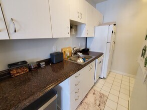 39 St Botolph St in Boston, MA - Building Photo - Building Photo