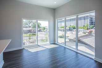 Brookhaven Lofts in Memphis, TN - Foto de edificio - Interior Photo
