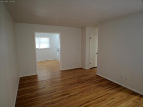 12000 Armitage Dr in Grandview, MO - Building Photo - Building Photo