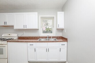 422-424 W 30th St in Norfolk, VA - Building Photo - Building Photo
