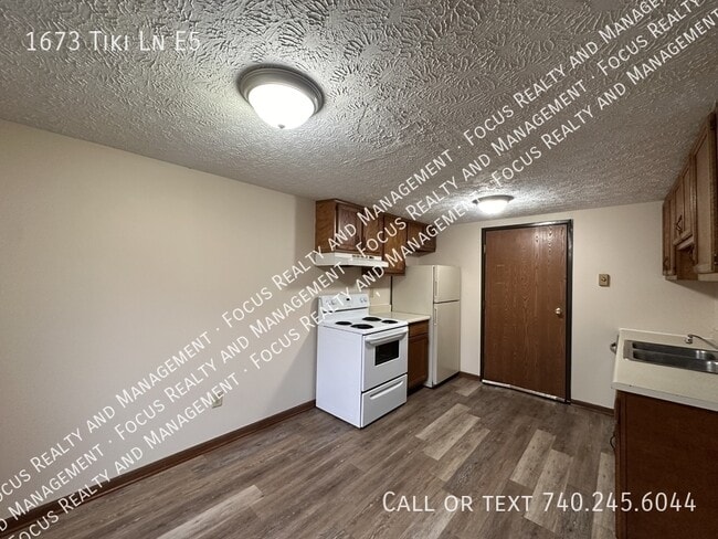 1673 Tiki Ln in Lancaster, OH - Building Photo - Building Photo