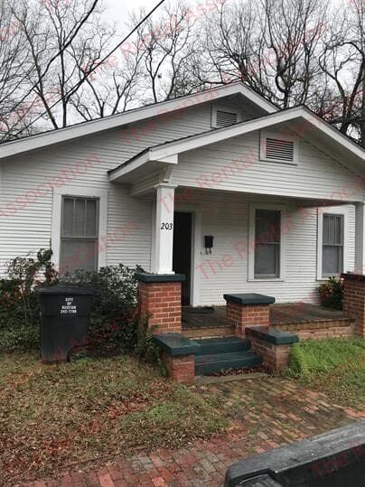 203 S Farmerville St in Ruston, LA - Building Photo