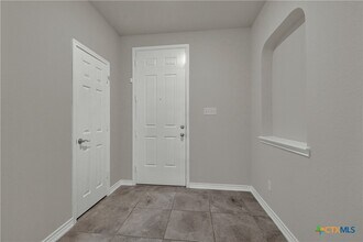 2038 Wind Chime Wy in New Braunfels, TX - Building Photo - Building Photo