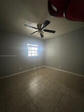 258 E 12th St in Hialeah, FL - Building Photo - Building Photo