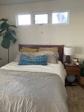 622 Venezia Ave, Unit front in Venice, CA - Building Photo - Building Photo