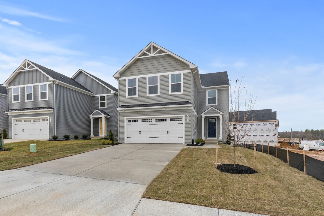 6526 Rockingham Wy in Ruther Glen, VA - Building Photo