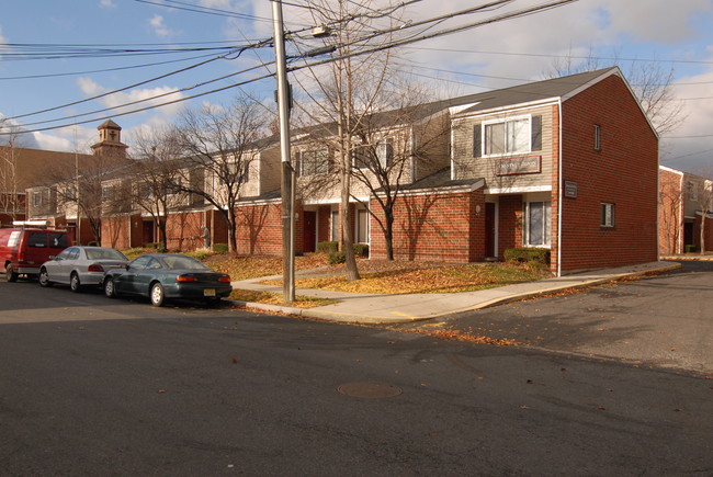 Chestnut Homes in Passaic, NJ - Building Photo - Building Photo