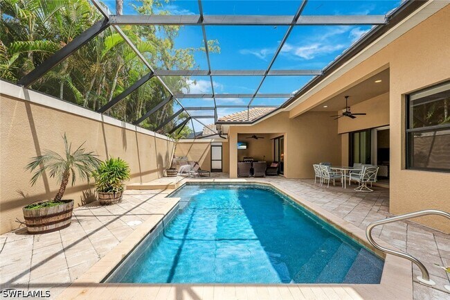 property at 1221 Briarwood Ct
