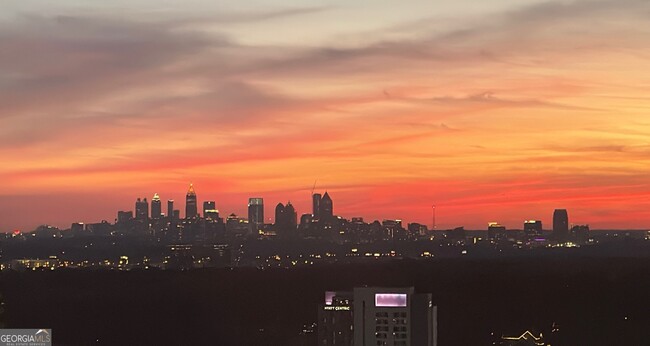 property at 3475 Oak Valley Rd NE