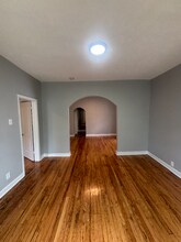 7308 S Kenwood Ave in Chicago, IL - Building Photo - Building Photo