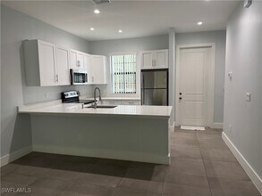 19029 Tangerine Rd in Ft. Myers, FL - Building Photo - Building Photo