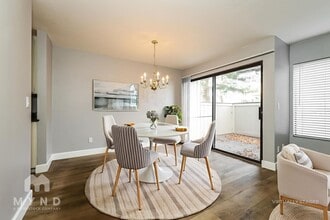 2415 Sycamore Glen Dr in Sparks, NV - Building Photo - Building Photo