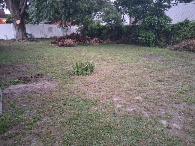 4612 Ashland Dr in Tampa, FL - Building Photo - Building Photo