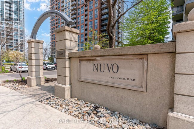 25-1825 Viking Ln in Toronto, ON - Building Photo - Building Photo