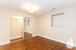 5058 N Winchester Ave in Chicago, IL - Building Photo