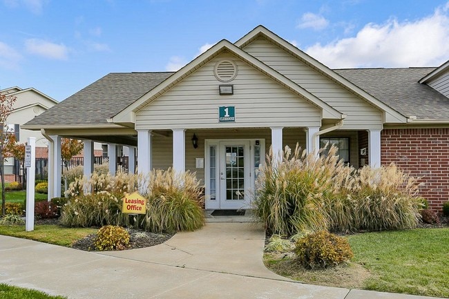 The Ridge of St. Joseph in St. Joseph, MO - Foto de edificio - Building Photo