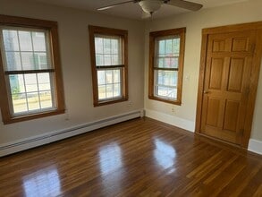 2 Fremont St, Unit 1 in Plymouth, MA - Building Photo - Building Photo