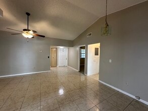 1024 S Independence Dr, Unit 1024A in Homestead, FL - Building Photo - Building Photo