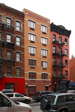 300 E 3rd St in New York, NY - Building Photo - Building Photo