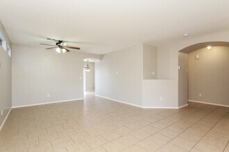 12433 W Larkspur Rd in El Mirage, AZ - Building Photo - Building Photo
