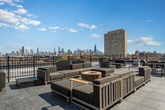 The Ash in Chicago, IL - Building Photo - Building Photo