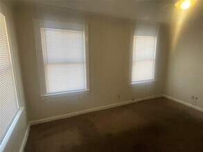 1910 28th St S in St. Petersburg, FL - Building Photo - Building Photo