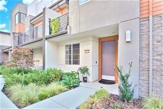 29322 Hub Ln in Hayward, CA - Building Photo - Building Photo