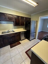 1801 Carnation Ave in Metairie, LA - Building Photo - Building Photo