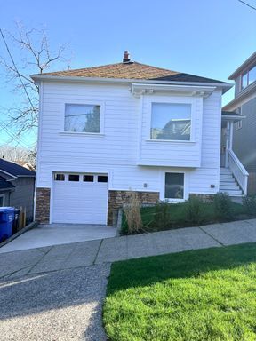 6208 Fremont Ave N in Seattle, WA - Building Photo