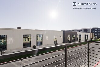 212 W Highland Mall Blvd in Austin, TX - Building Photo - Building Photo