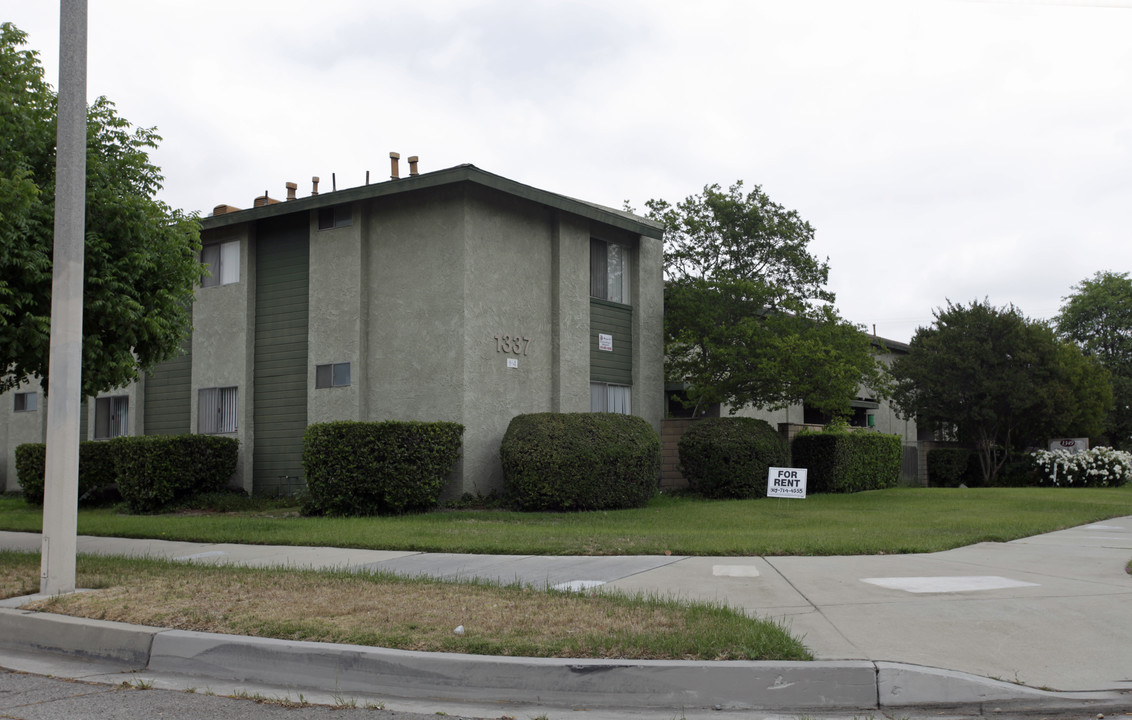 Ninth Street Terrace in Upland, CA - Building Photo