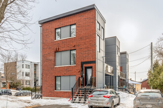 1084A Fournier Av in Québec, QC - Building Photo - Building Photo