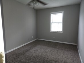 2005 Morgan Ave SW-Unit -Unit4 in Decatur, AL - Building Photo - Building Photo