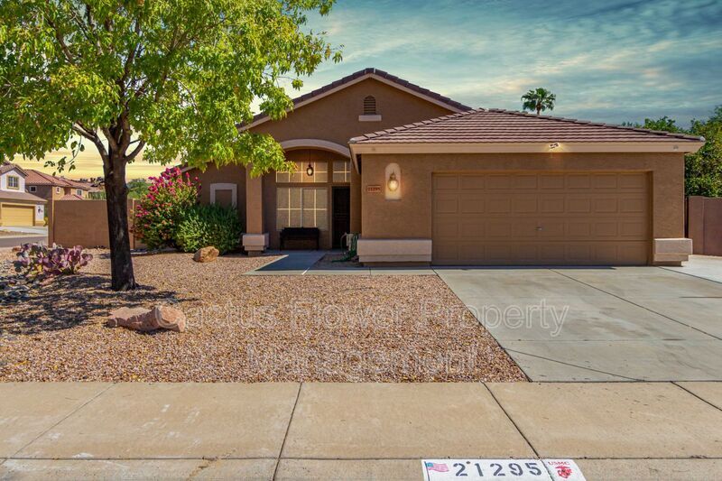 21295 N 69th Ave in Glendale, AZ - Foto de edificio