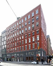 350 W 14th St in New York, NY - Building Photo - Building Photo