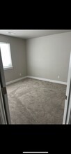 4863 W Spire Way in Riverton, UT - Building Photo - Building Photo