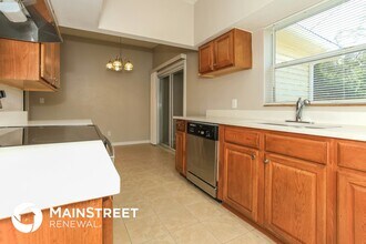 5915 Beechmont Blvd in Orlando, FL - Building Photo - Building Photo