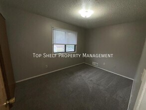 4211 E Ovid Ave in Des Moines, IA - Building Photo - Building Photo