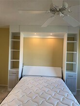 435 S Gulfstream Ave in Sarasota, FL - Building Photo - Building Photo