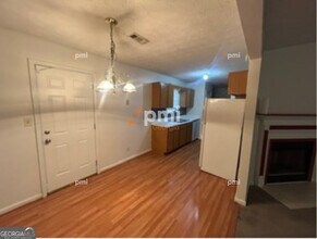 2720 Sapphire St in College Park, GA - Building Photo - Building Photo