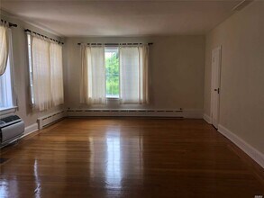 100-05 69th Ave-Unit -2nd Fl in Queens, NY - Building Photo - Building Photo