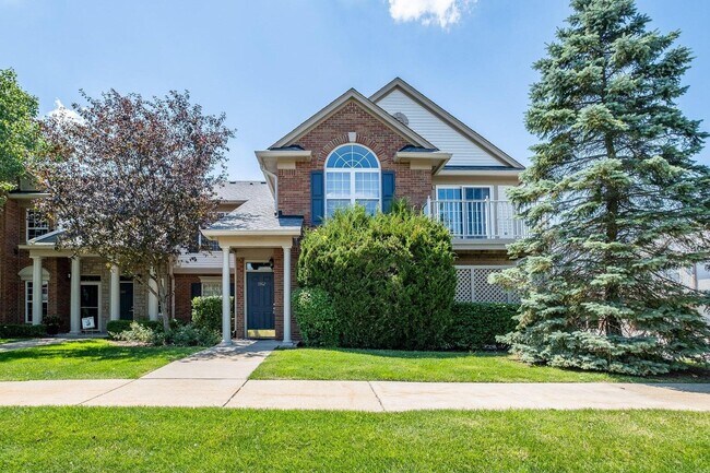 5362 Brookemonte Cir in Oakland Township, MI - Building Photo - Building Photo